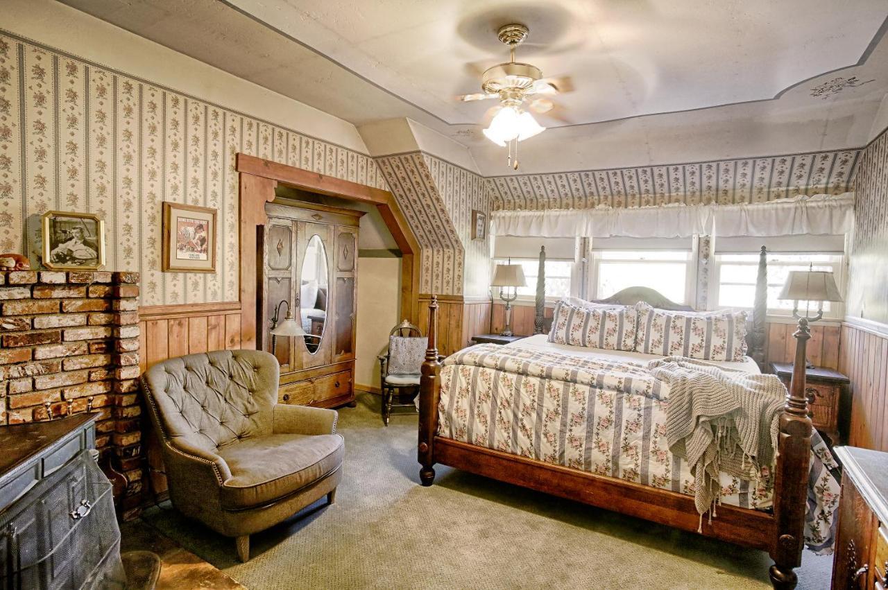 Gold Mountain Manor Bed & Breakfast Big Bear Lake Exterior photo